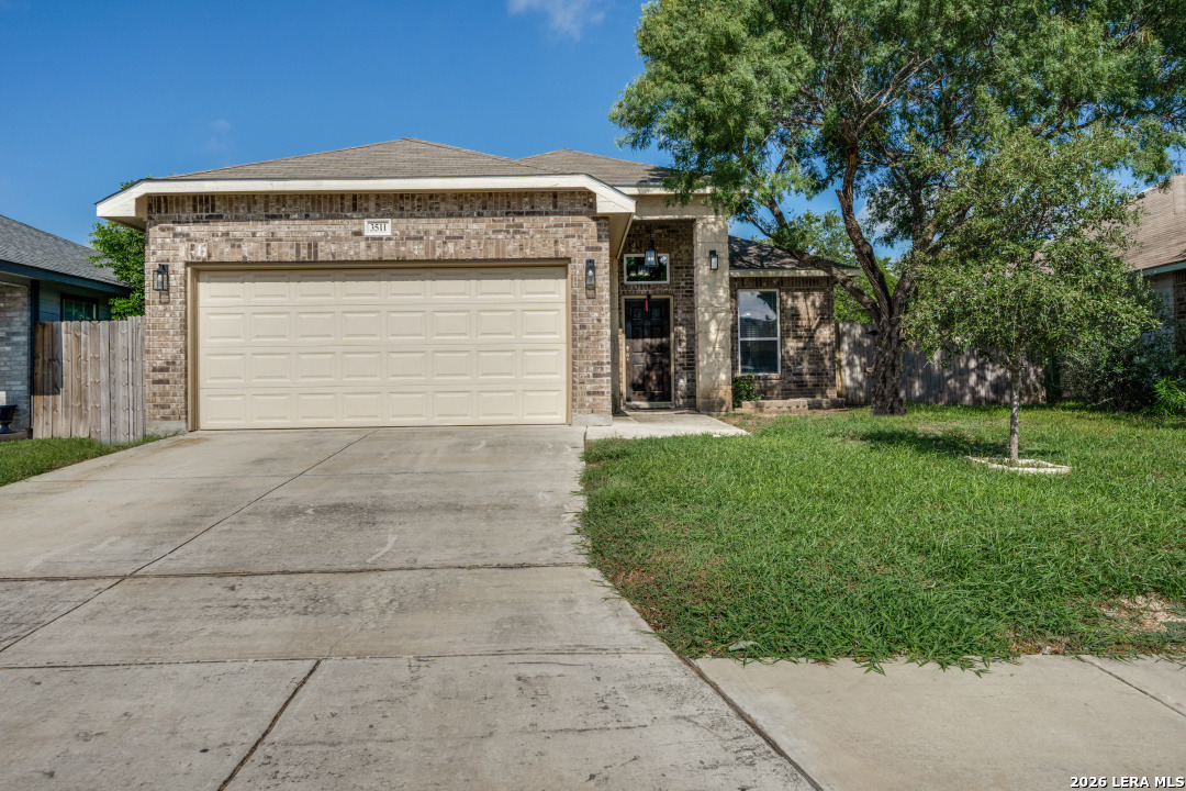 3511 Horizon Lake San Antonio TX 78222