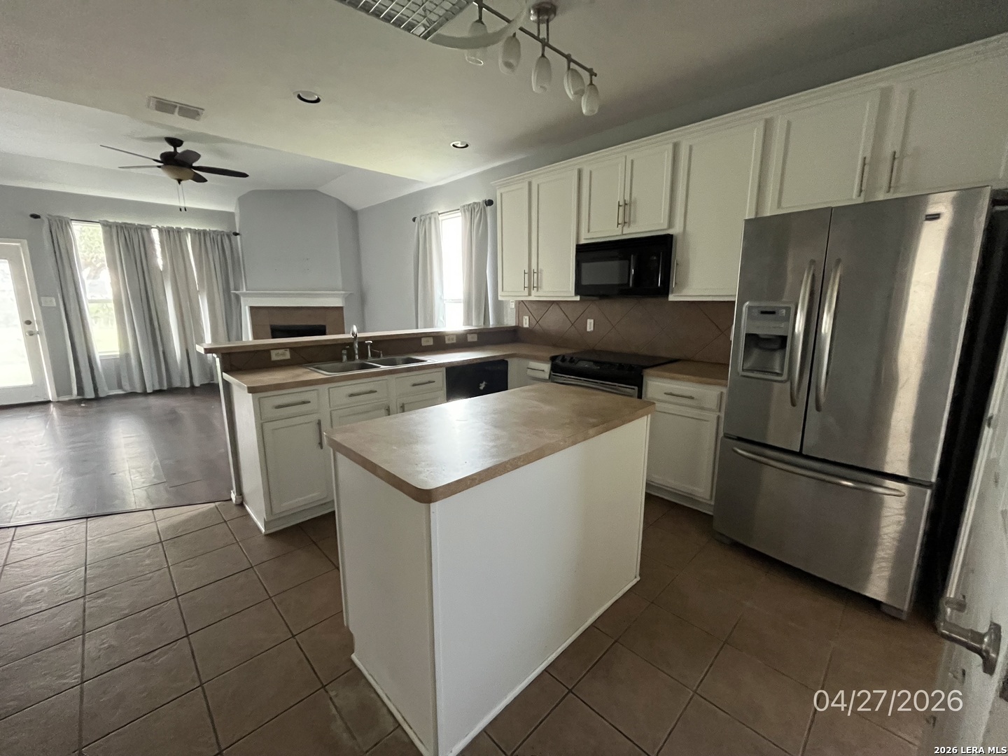 3753 Pebble Beach Schertz TX 78108