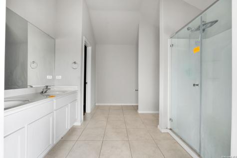 13430 Sendero Roble San Antonio TX 78253