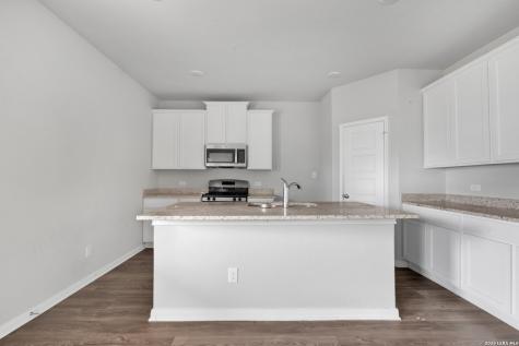13430 Sendero Roble San Antonio TX 78253