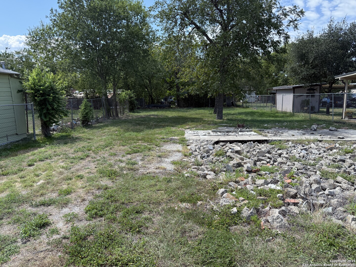 229 Quinta San Antonio TX 78210