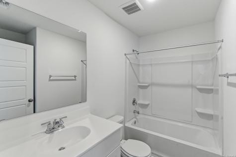 5171 Bay Breeze San Antonio TX 78245