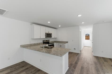 5171 Bay Breeze San Antonio TX 78245