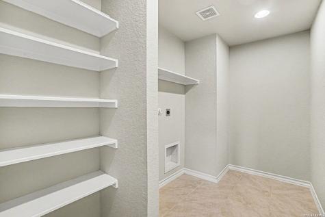 8807 White Crown San Antonio TX 78254