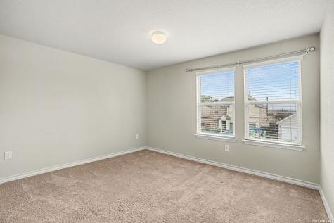8807 White Crown San Antonio TX 78254