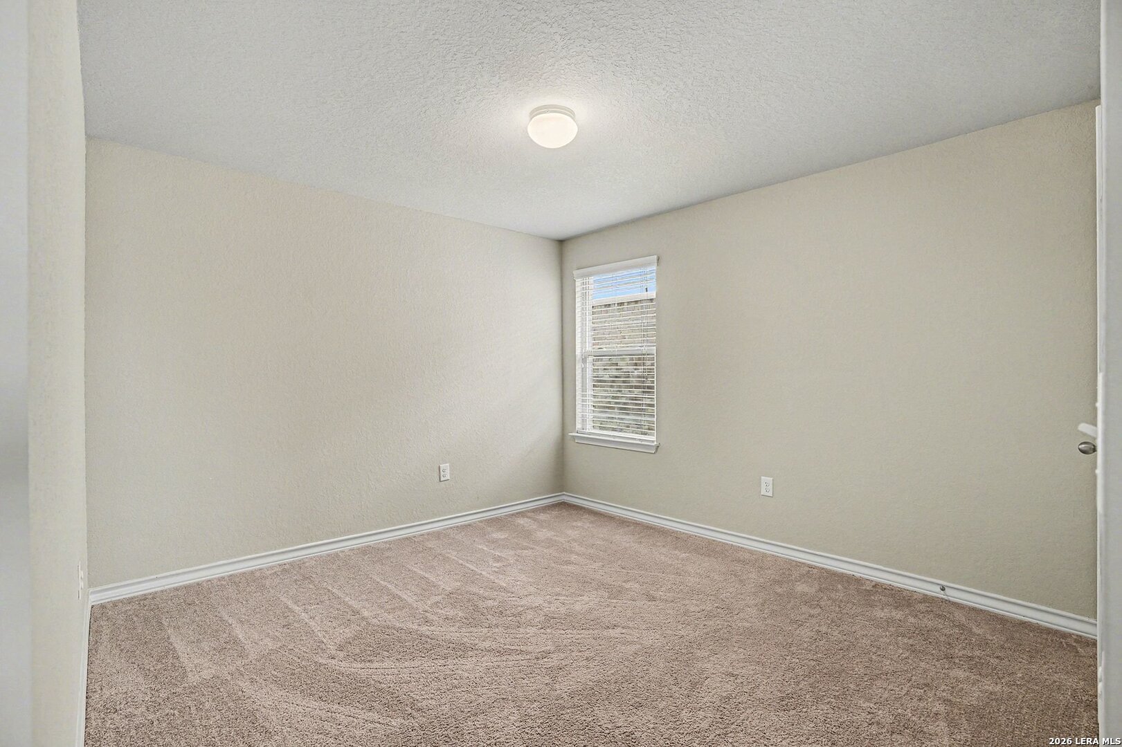 8807 White Crown San Antonio TX 78254