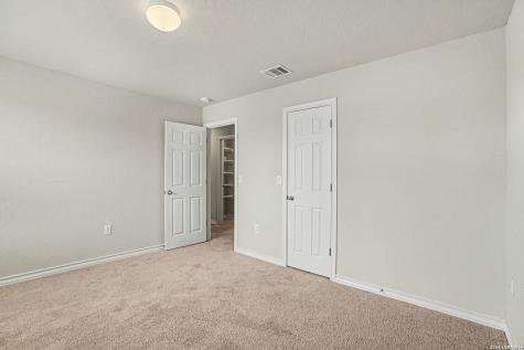 8807 White Crown San Antonio TX 78254