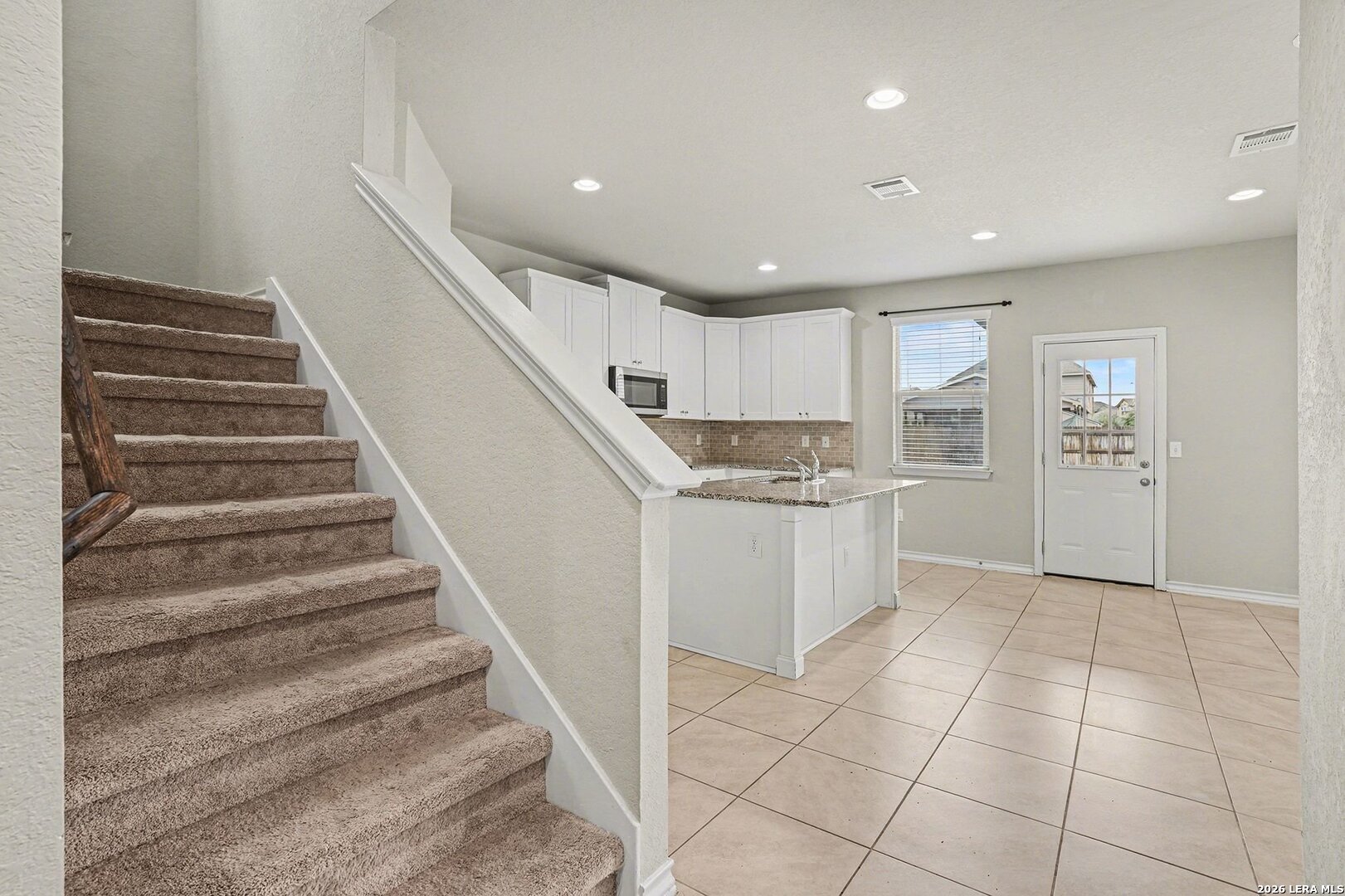 8807 White Crown San Antonio TX 78254