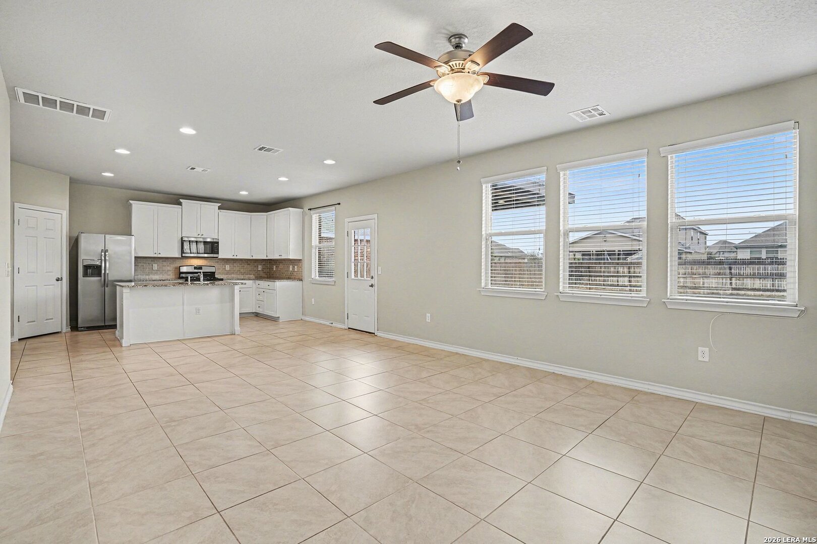 8807 White Crown San Antonio TX 78254