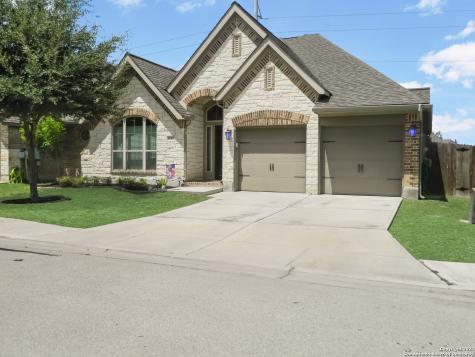 2128 Pioneer Pass Seguin TX 78155
