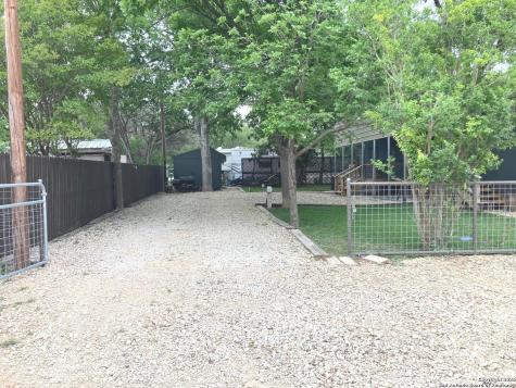 155 Paloma Drive Bandera TX 78003