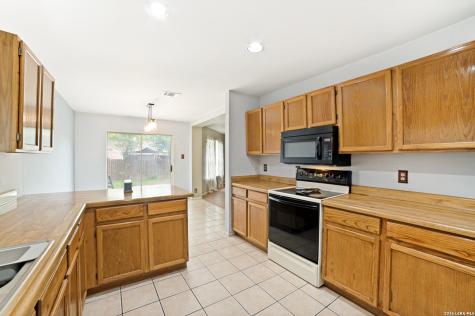 9818 Kenbridge Drive San Antonio TX 78250