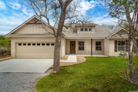 153 Spotted Horse Trail Bandera TX 78003