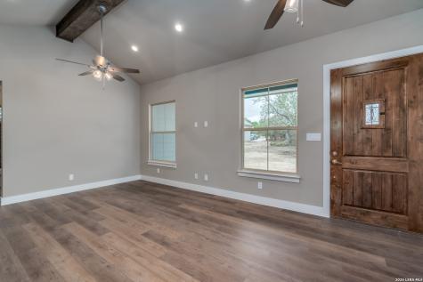 153 Spotted Horse Trail Bandera TX 78003