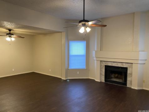 7123 Fallen Trail Drive San Antonio TX 78244