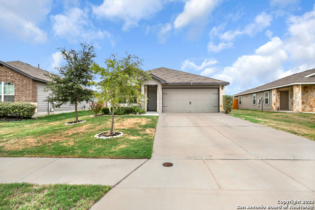 327 Walnut Creek New Braunfels TX 78130