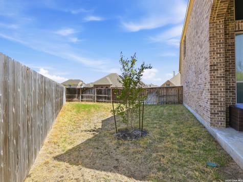 6837 Hallie Loop Schertz TX 78154