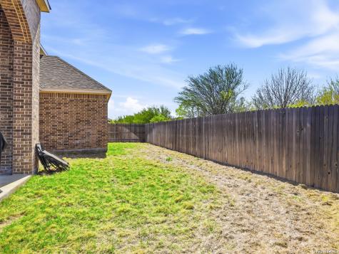 6837 Hallie Loop Schertz TX 78154