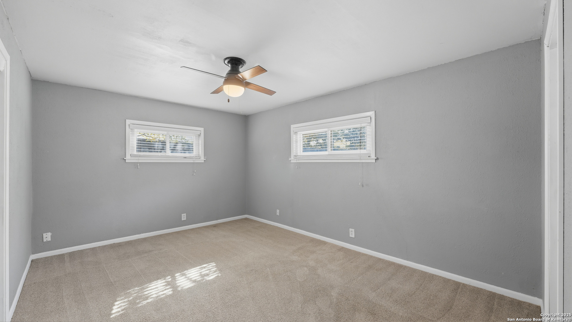 1032 S Mesquite Avenue New Braunfels TX 78130