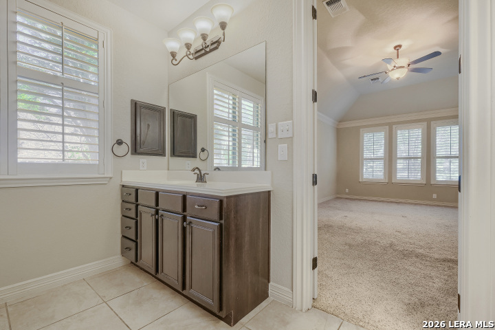 8706 Woodland Bend San Antonio TX 78255