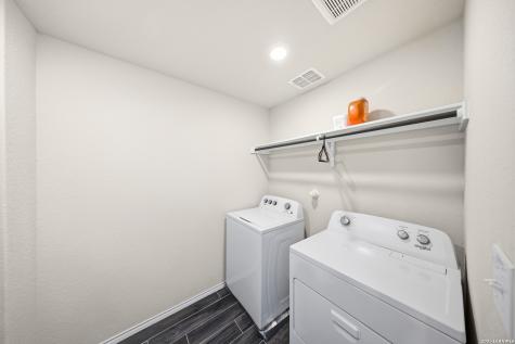 243 Kinsley New Braunfels TX 78130