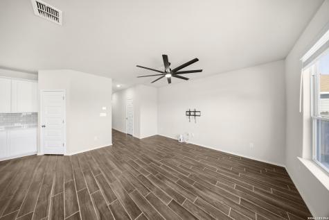 243 Kinsley New Braunfels TX 78130