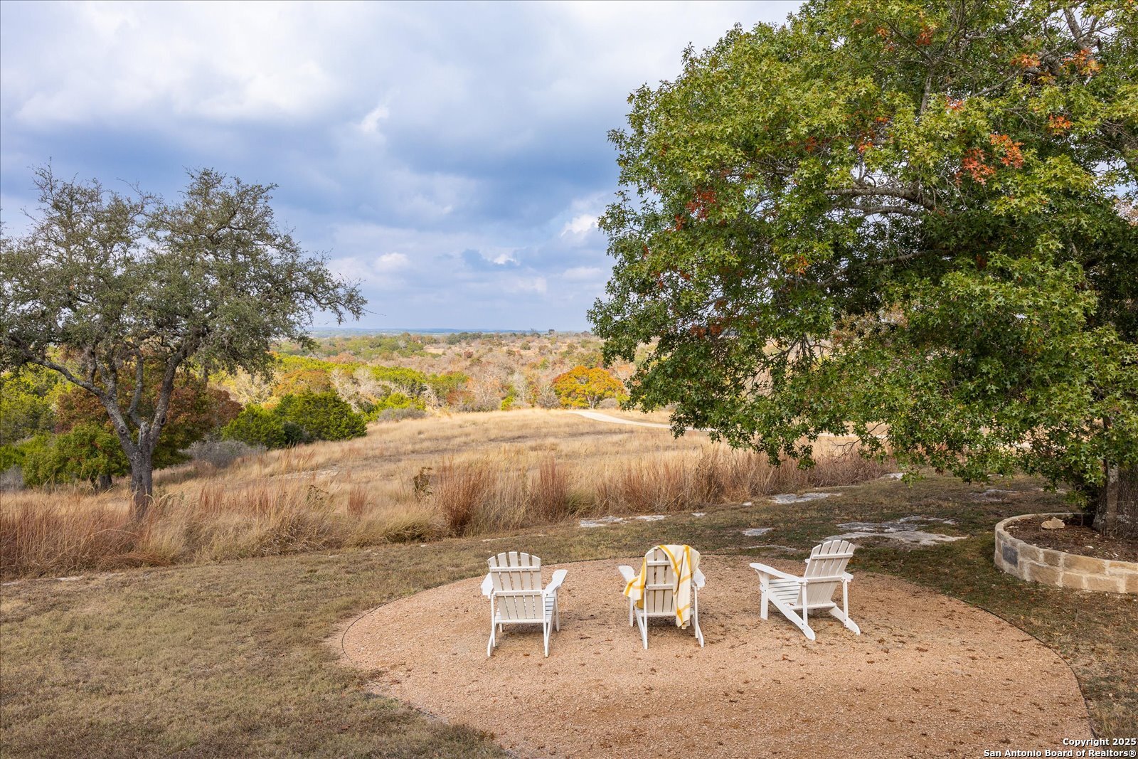 127 Camp Alzafar Boerne TX 78006