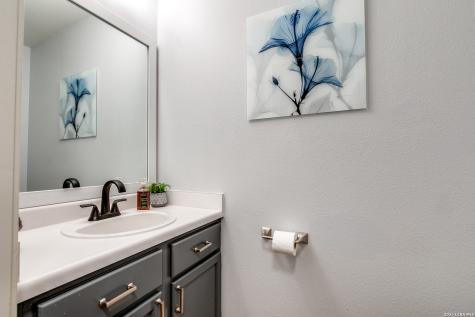 1306 Bobcat Pass San Antonio TX 78251