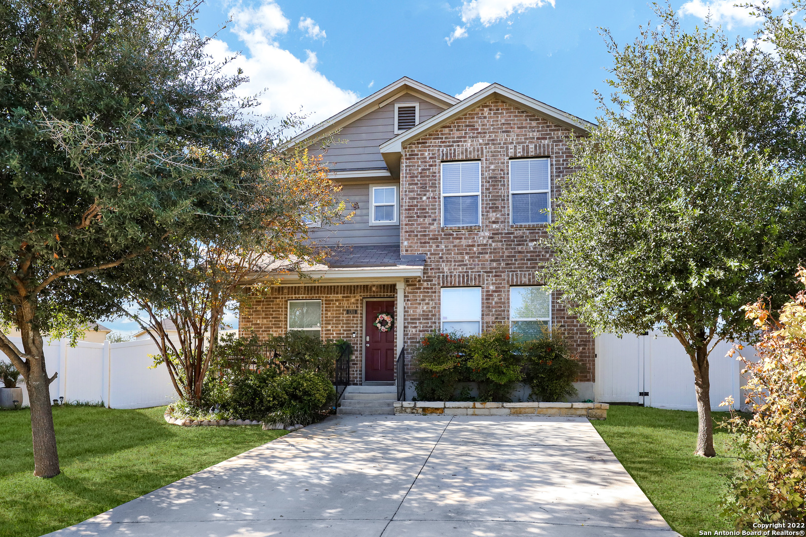 1311 Frontier Eagle San Antonio TX 78245