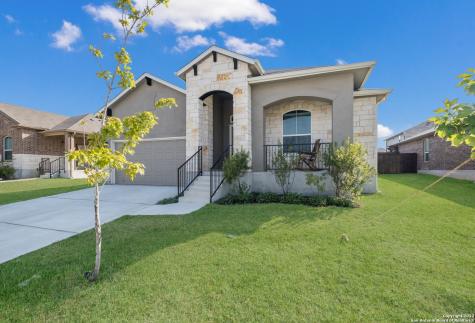 2208 New Castle New Braunfels TX 78130