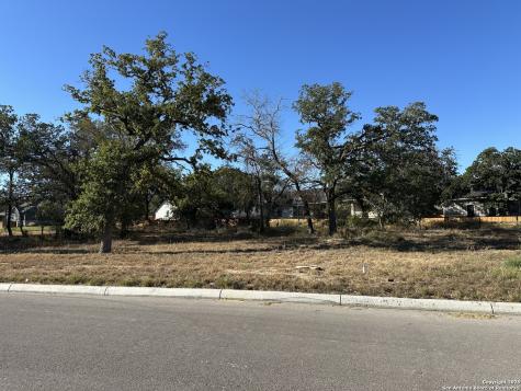 124 Chinaberry La Vernia TX 78121