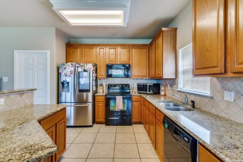 8507 Driftwood Hill San Antonio TX 78255