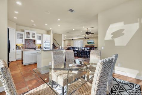 1745 W Lakeside Canyon Lake TX 78133