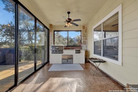 1745 W Lakeside Canyon Lake TX 78133