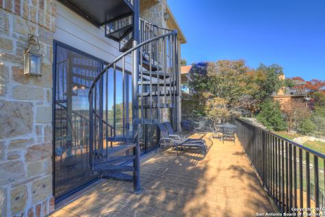 1745 W Lakeside Canyon Lake TX 78133