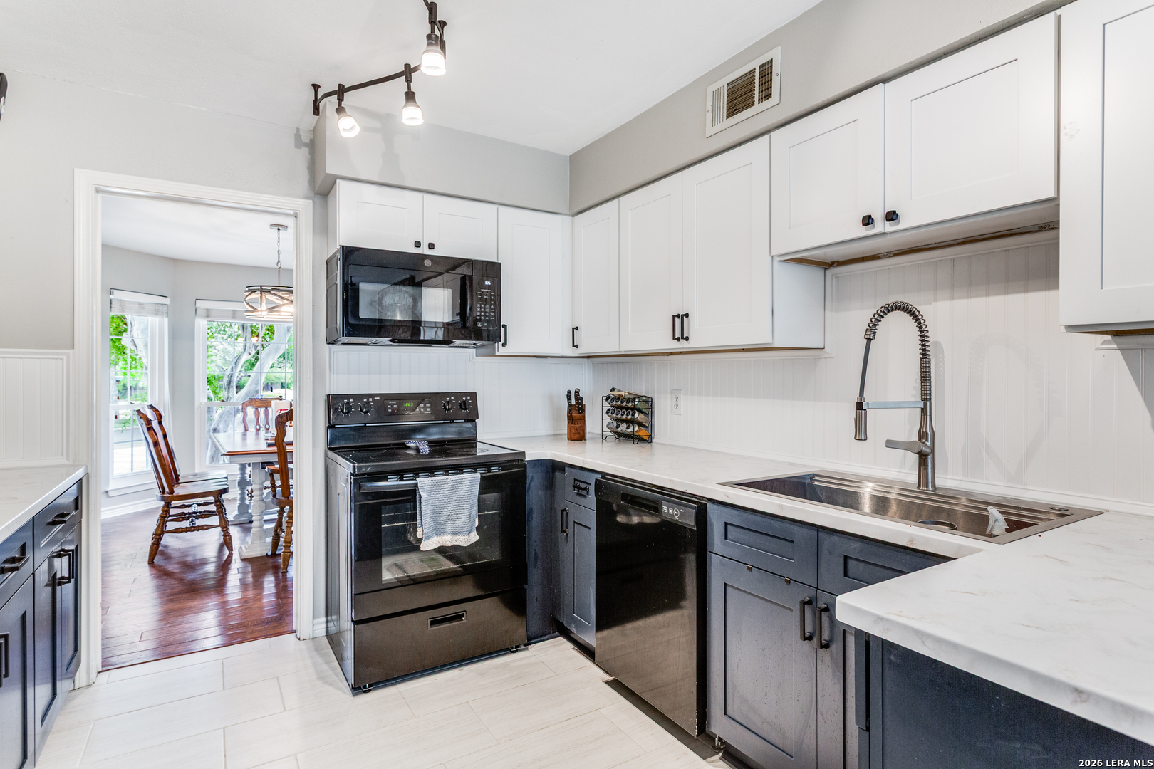 1315 Mount Vieja San Antonio TX 78213
