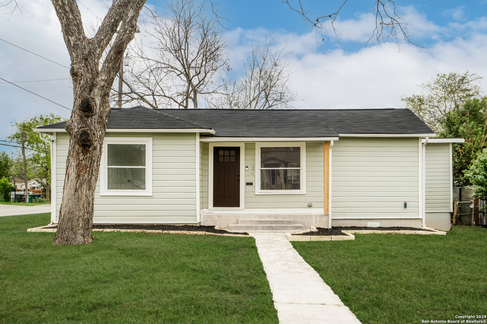 1334 Delaware Street San Antonio TX 78210