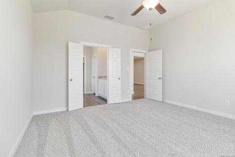 6122 Quiet Oak Place San Antonio TX 78219