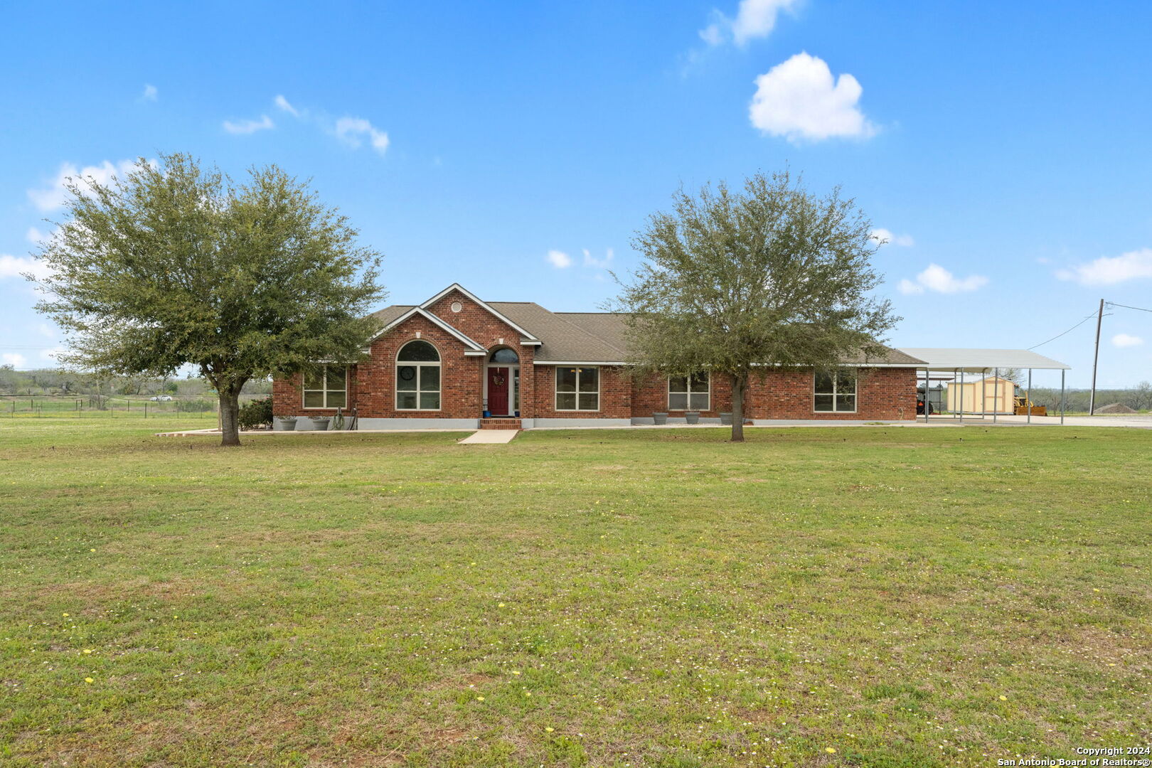 111 Fm 3006 Pleasanton TX 78064