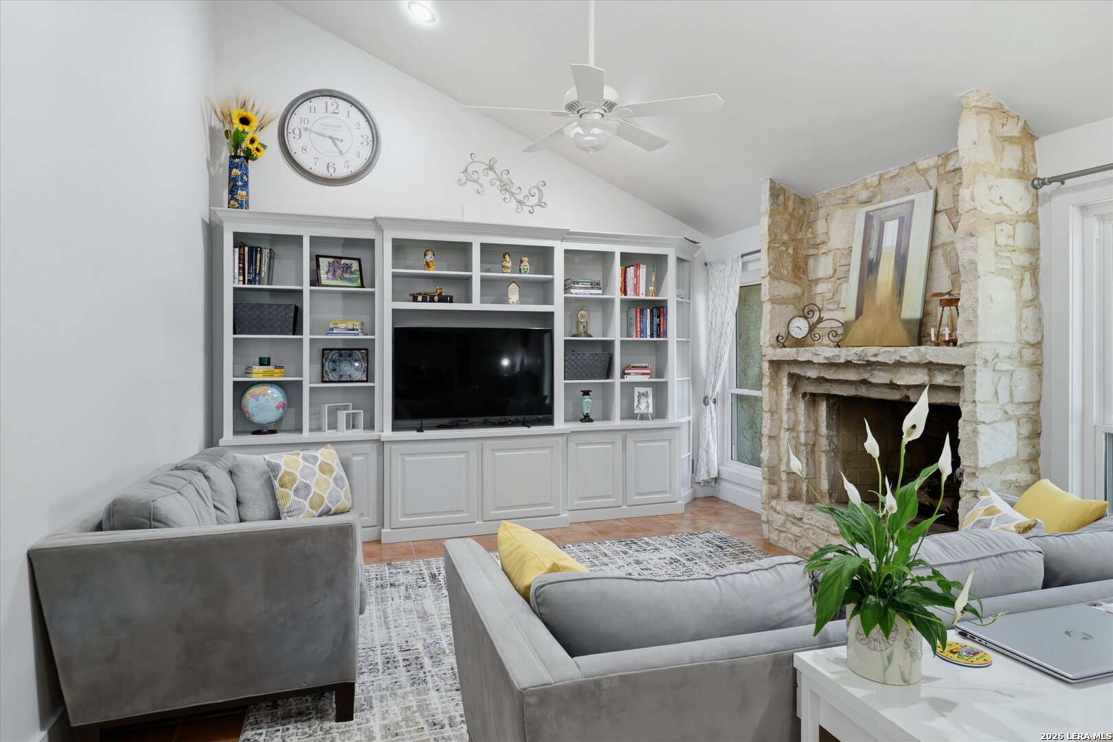 16202 Avenida Del Luna San Antonio TX 78232