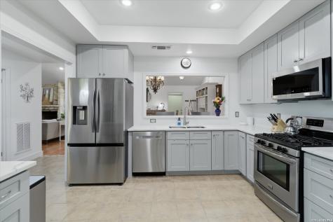 16202 Avenida Del Luna San Antonio TX 78232