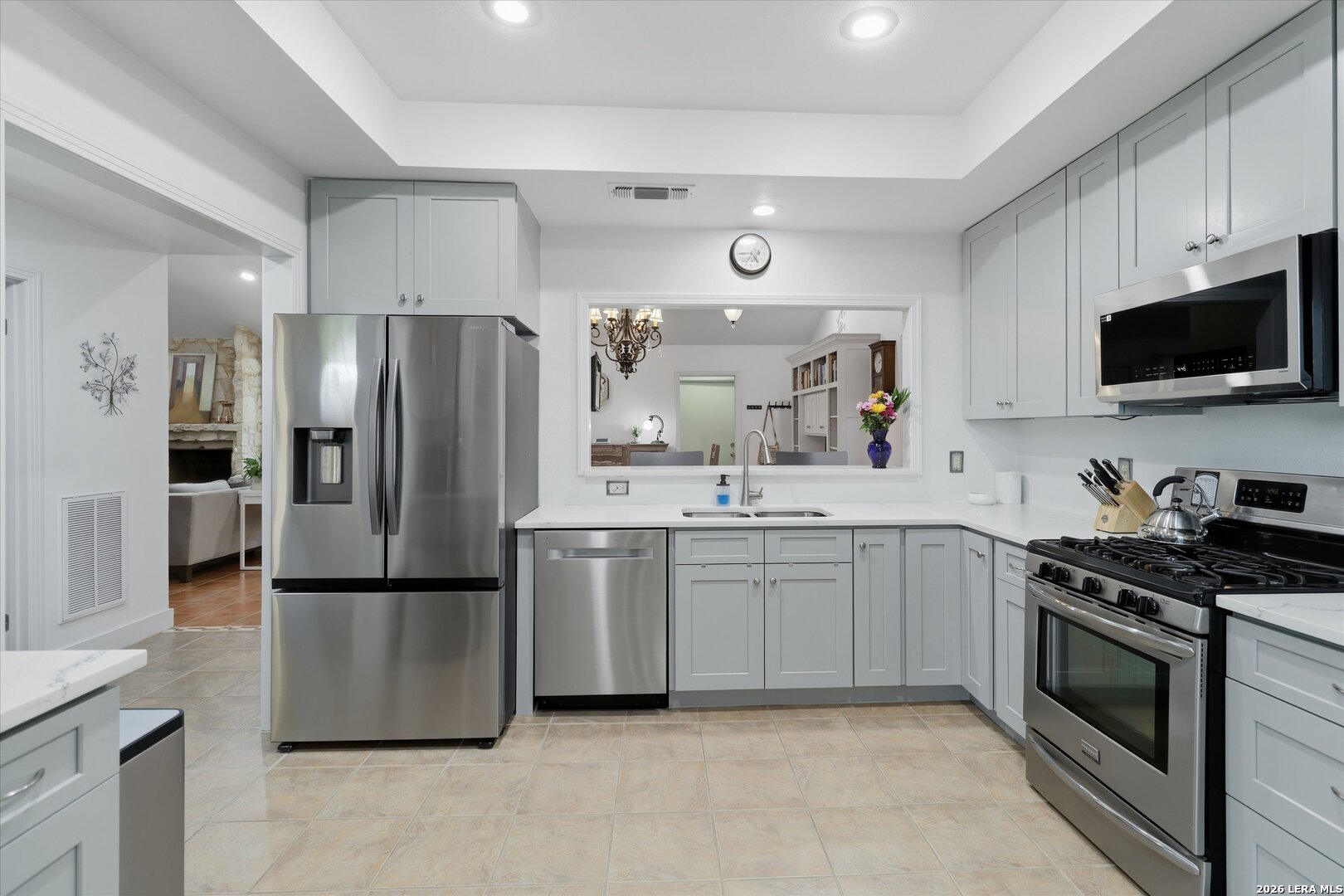 16202 Avenida Del Luna San Antonio TX 78232