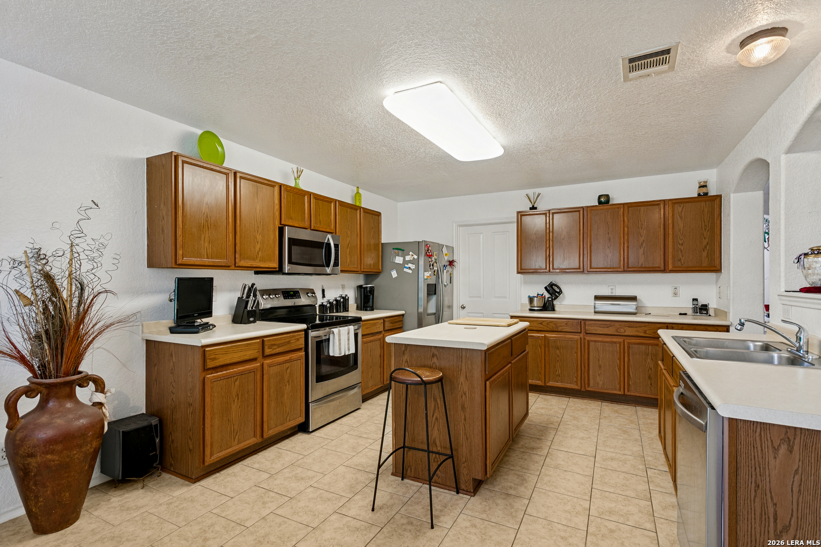 3715 Bolden Fields Converse TX 78109