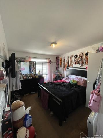 538 County Road 4510 Hondo TX 78861