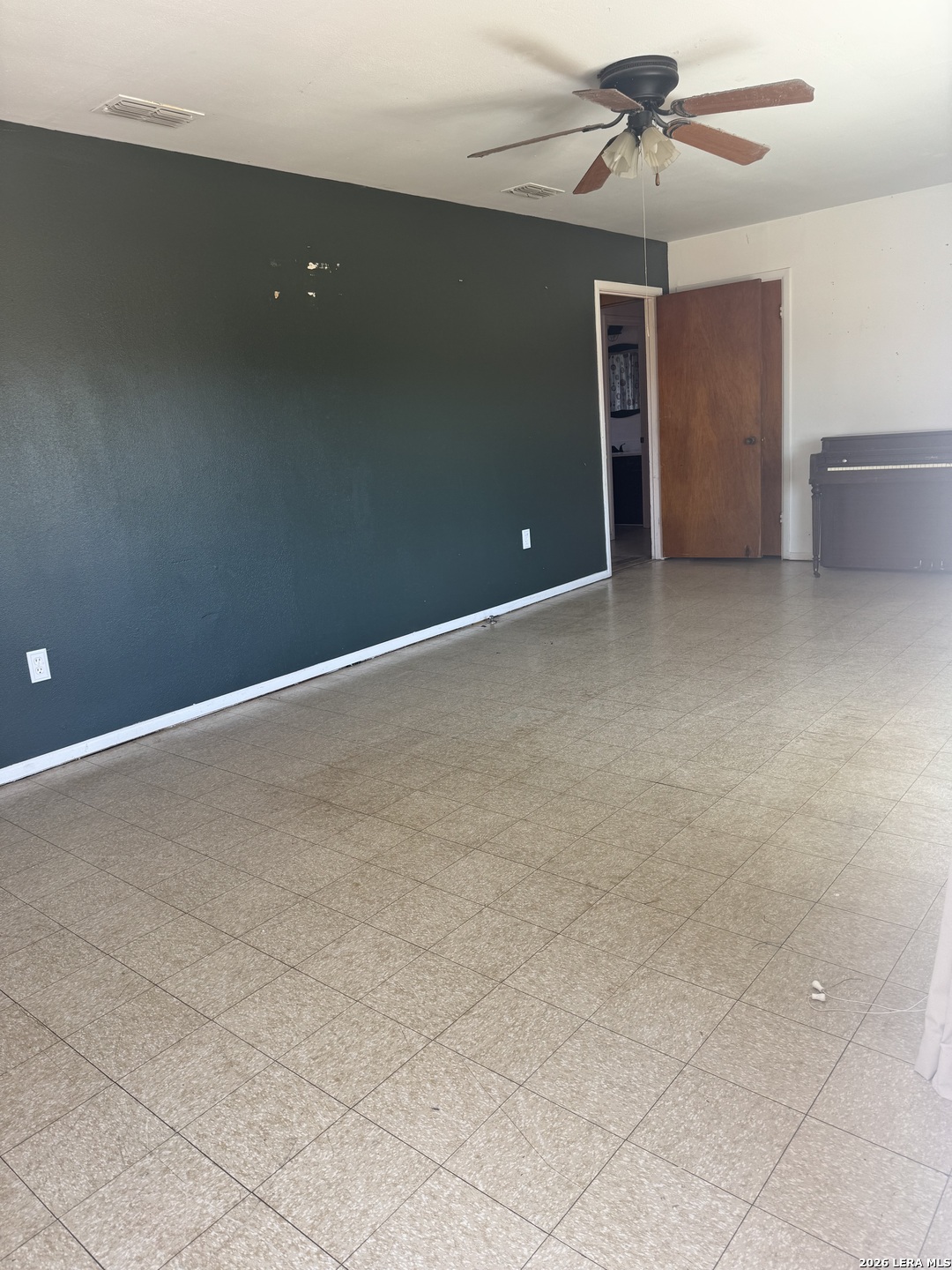 1325 Sh-80 Karnes TX 78118