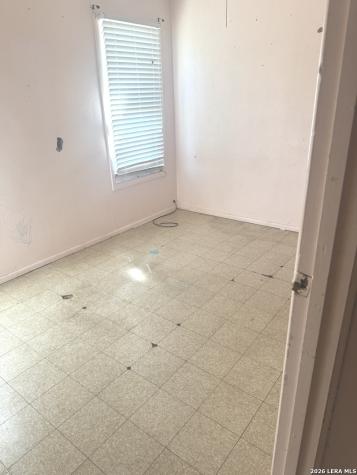 1325 Sh-80 Karnes TX 78118