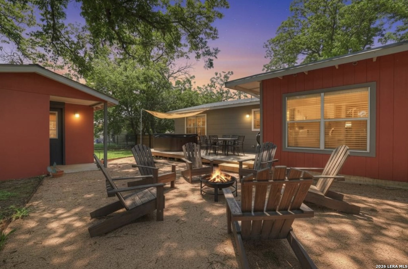 112 W Mulberry Street Fredericksburg TX 78624