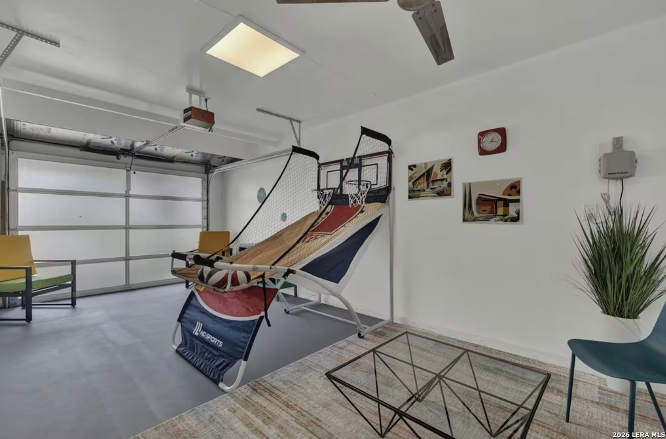 112 W Mulberry Street Fredericksburg TX 78624