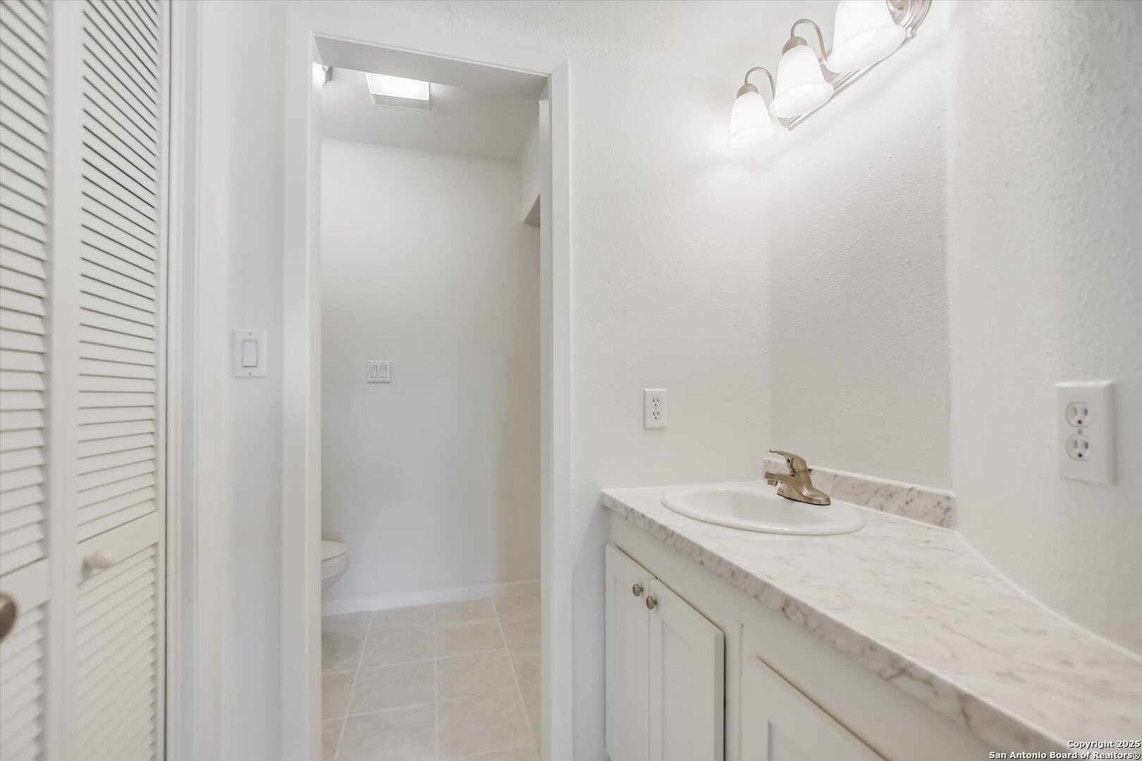 108 Lachite #C-290 Horseshoe Bay TX 78657