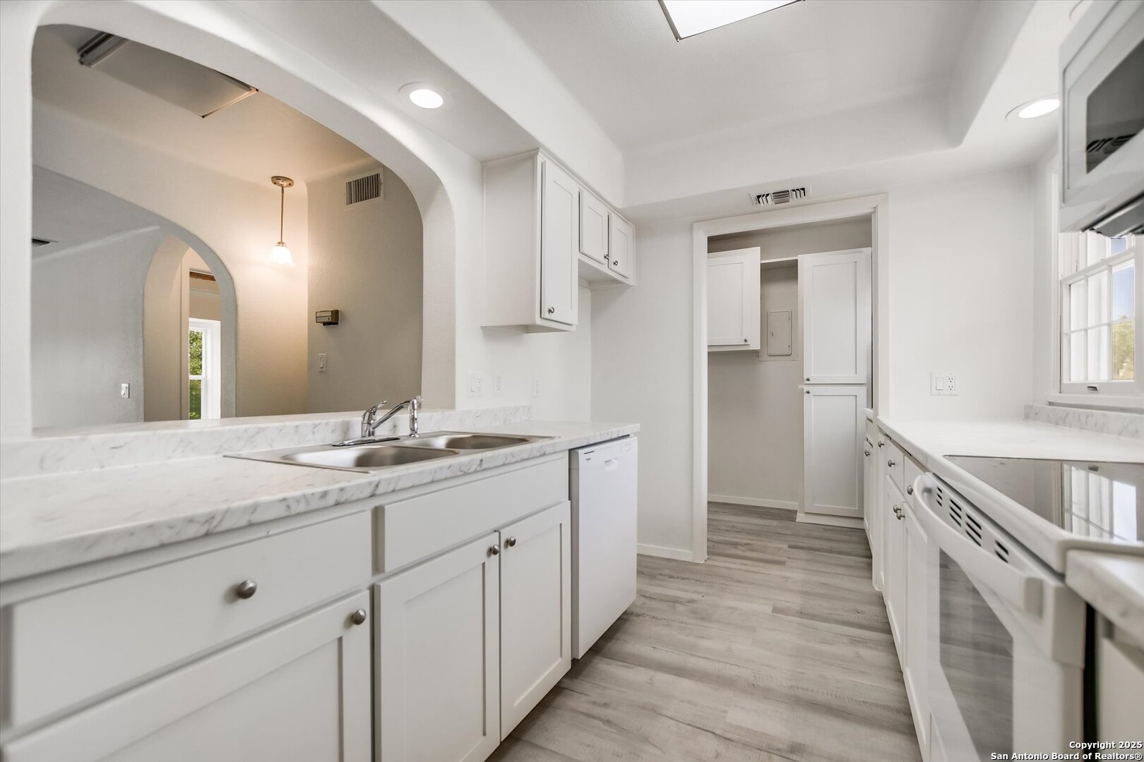 108 Lachite #C-290 Horseshoe Bay TX 78657